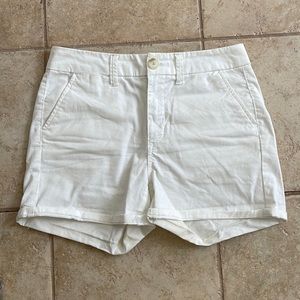 AE white high rise shorts